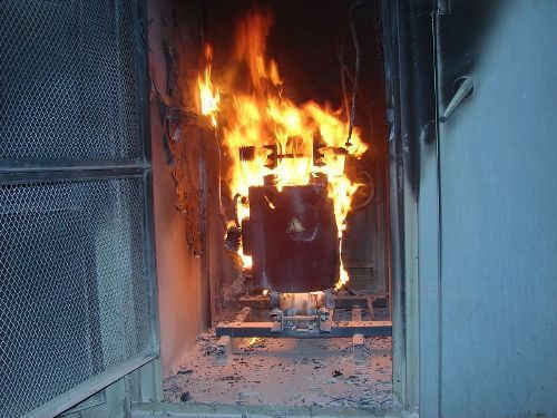 夏日炎炎,北京創(chuàng)聯(lián)匯通電氣教你必備油浸式變壓器防火常識